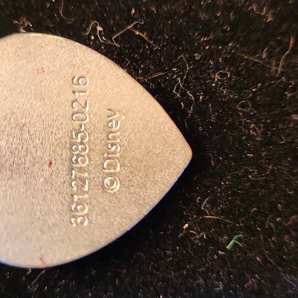 Disney Frozen Anna Necklace saying "Have a Heart" - Picture 3 of 4